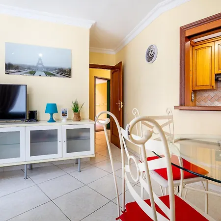 Tropical Position Apartment *